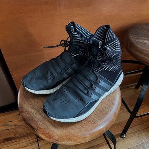 Vintage Adidas Y-3 FW16 Sneaker